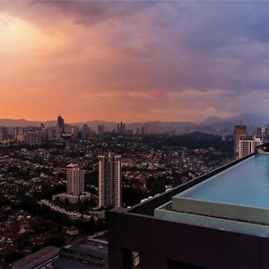 Viia Residences Kuala Lumpur, Five Senses Exterior photo