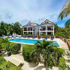 VeLento Oceanfront #2 Villa Caye Caulker Exterior photo