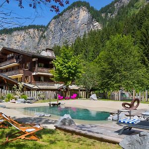 Bed and Breakfast le A by neige et roc à Morzine Exterior photo