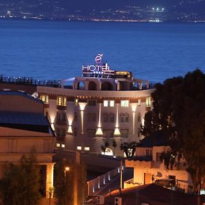 E' Hotel Ρέτζιο ντι Καλάμπρια Exterior photo