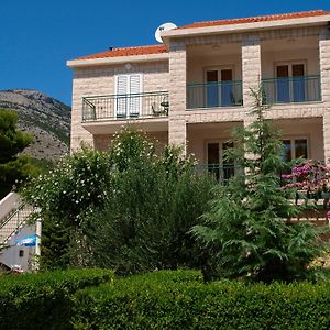 Villa Jasmin Bol Exterior photo