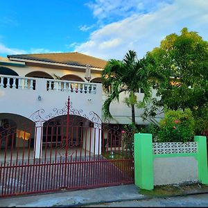 Green'S Palace Jamaica Oracabessa Exterior photo