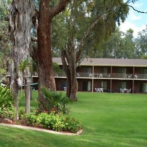 Tocumwal Golf Resort Exterior photo