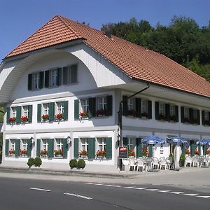 Gasthof Löwen Melchnau Exterior photo