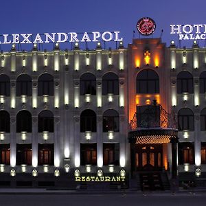 Alexandrapol Palace Hotel Guiumri Exterior photo