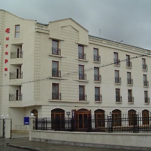 Hotel Europa Ploieşti Exterior photo