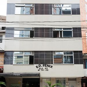 Apartamentos Laureles De La 70 Medellin Exterior photo