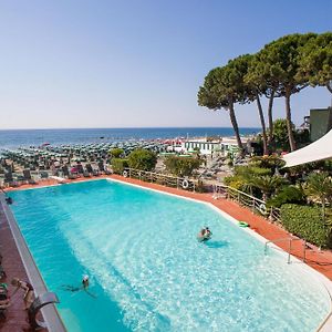 Hotel Gabriella Diano Marina Exterior photo