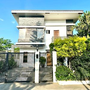 Bella Homes 6Br 4Bath Near Rotunda Tagaytay City Exterior photo