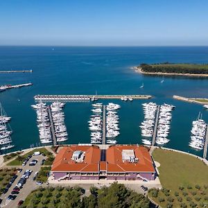 Hotel Nautica - Wellness & Spa, Free Parking, Pet Friendly Novigrad Istria Exterior photo