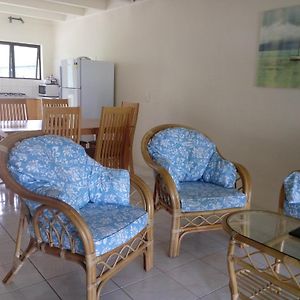 Avana Waterfront Apartments Rarotonga Room photo