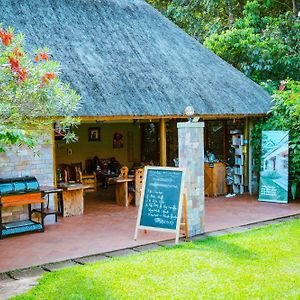 Kisubi Forest Cottages Entebbe Exterior photo