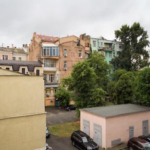 Cheap Apartments Київ Exterior photo