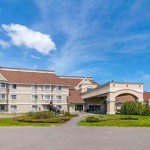 Black Bear Inn, Ascend Hotel Collection Orono Exterior photo