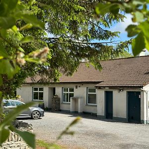 The Common Knowledge Centre Hostel Kilfenora Exterior photo