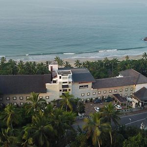 Gokulam Grand Turtle On The Beach Hotel Kovalam Exterior photo