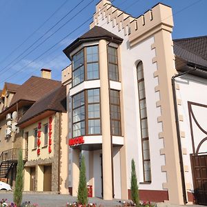 Felisa Hotel Kharkiv Exterior photo