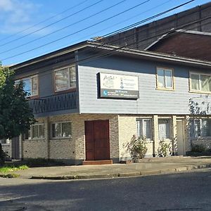 Hotel Hostal Las Heras Temuco Exterior photo