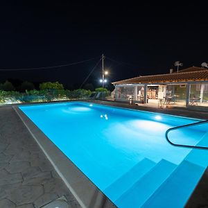 Spedion Villa - Near To Sea Villas With Heated Swimming Pool Γύθειο Exterior photo