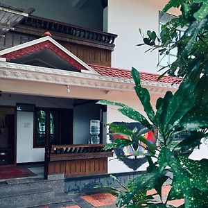 The Lungi Vibe Bed & Breakfast Varkala Exterior photo