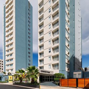 Condado Palm Inn San Juan, Tapestry Collection By Hilton Exterior photo