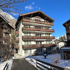 Luxury Chalets & Apartments By Mountain Exposure Zermatt Exterior photo