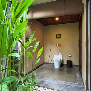 Nyuh Bali Villas Seminyak Room photo