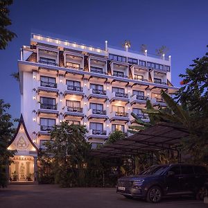 Two Seasons Siem Reap Hotel Exterior photo