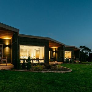 Villas Waiheke Onetangi Exterior photo