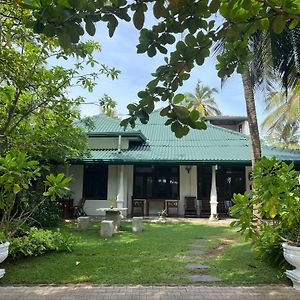 Lohas Beach Resort Villa Kalutara Exterior photo