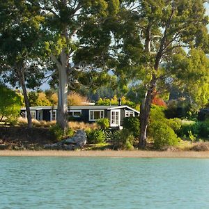 The Apple Pickers' Cottages At Matahua Mapua Exterior photo