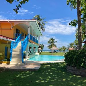 Las Lajas Beach Resort Exterior photo