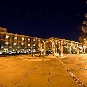 Kabul Serena Hotel Exterior photo