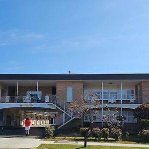 Country Lodge Motor Inn Bathurst Exterior photo