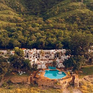 Caribbea Bay Resort Kariba Exterior photo