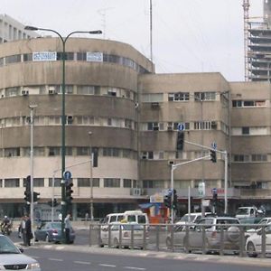 תל אביב Begin19 Apartments & Hostel Exterior photo