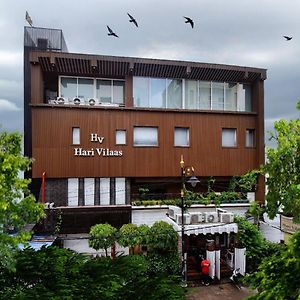 Hotel Hari Vilaas Varanasi Exterior photo