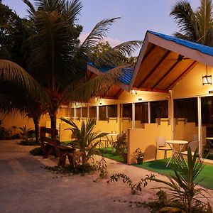 Relax Lodge Thoddoo Exterior photo