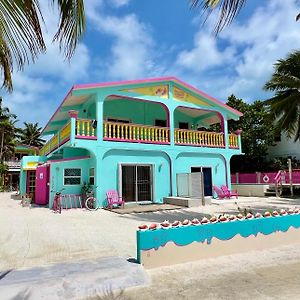 Barefoot Beach Belize Hotel Caye Caulker Exterior photo