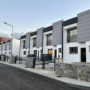 Villa Westpark, Kyrenia Girne Exterior photo