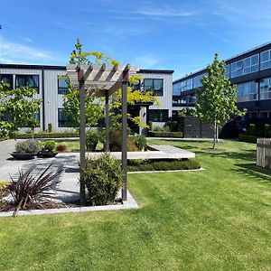 Southwark Hotel & Apartments Christchurch Exterior photo