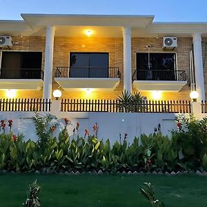 Infinity Villa Islamabad Exterior photo