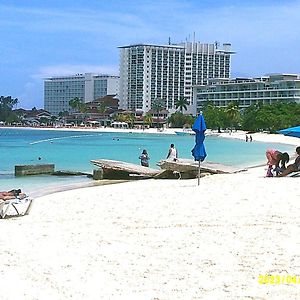 Ocho Rios Vacation Resort Property Rentals Exterior photo