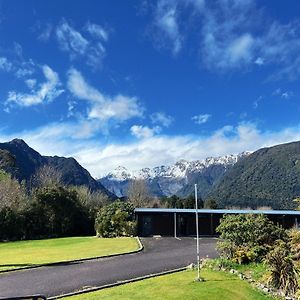 Sunset Motel Glaciar Fox Exterior photo