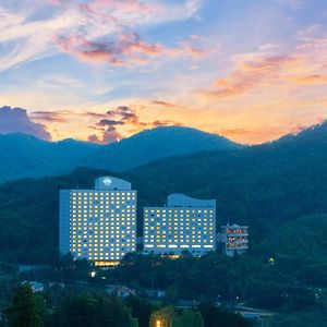 Hotel Associa Takayama Resort Exterior photo