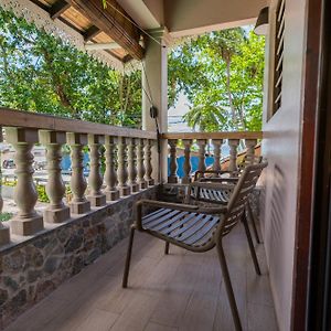 Romance Bungalows Beau Vallon  Exterior photo