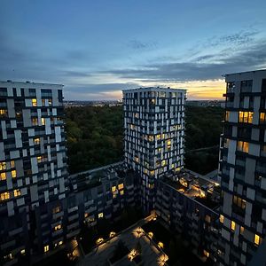 Apartments In Residence Garden Towers Prague Exterior photo