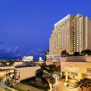 Century Park Hotel Bangkok Exterior photo