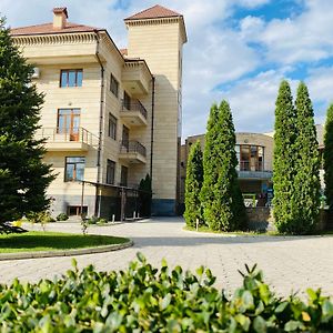 Grand Hills Hotel Yerevan Exterior photo