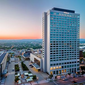 Hilton Quebec Hotel Exterior photo